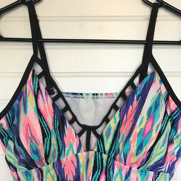 Cole of California Halter Tankini NWT Size Large - Picture 5 of 13
